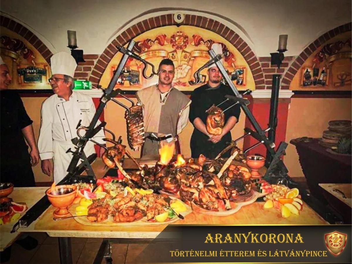 Aranykorona Hotel Miskolc Ngoại thất bức ảnh