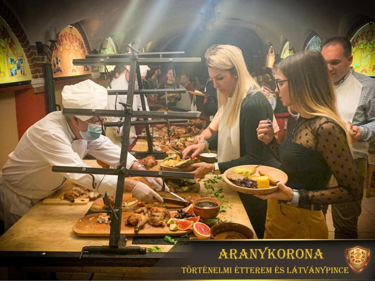 Aranykorona Hotel Miskolc Ngoại thất bức ảnh