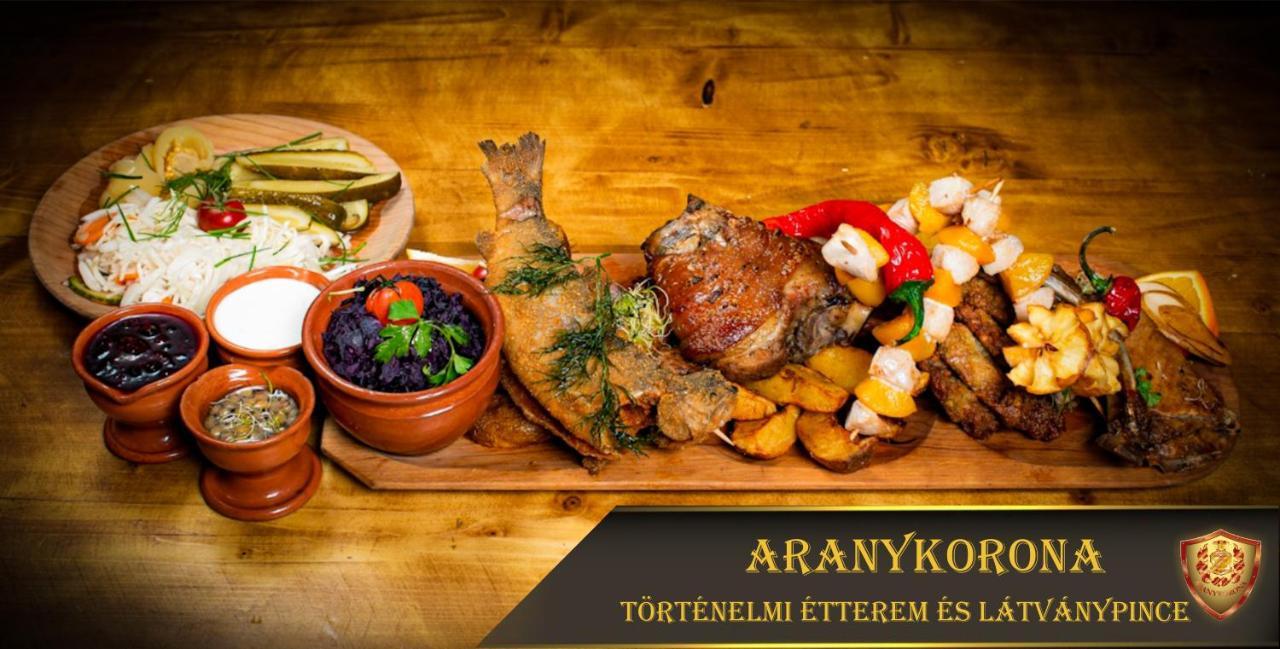 Aranykorona Hotel Miskolc Ngoại thất bức ảnh