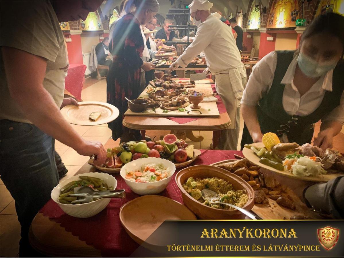 Aranykorona Hotel Miskolc Ngoại thất bức ảnh